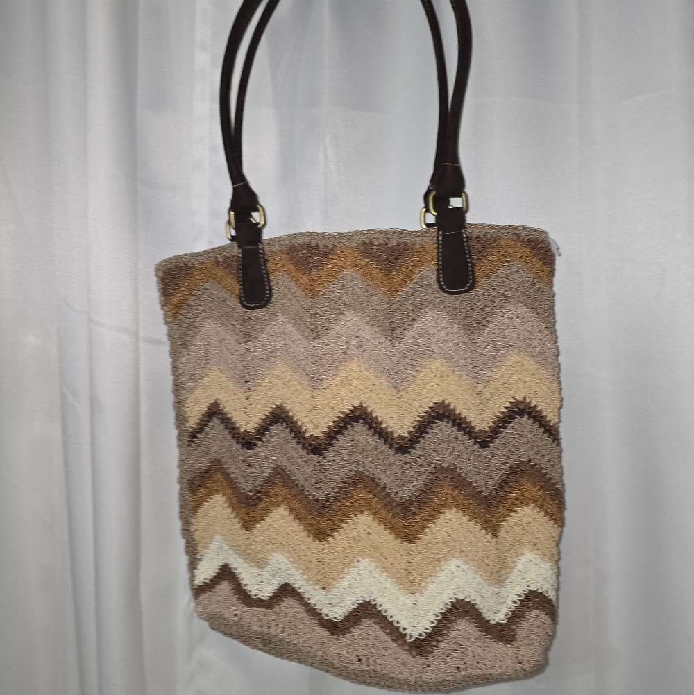 Chevron Patterned Tan and Brown Tote Bag Shoulder Bag